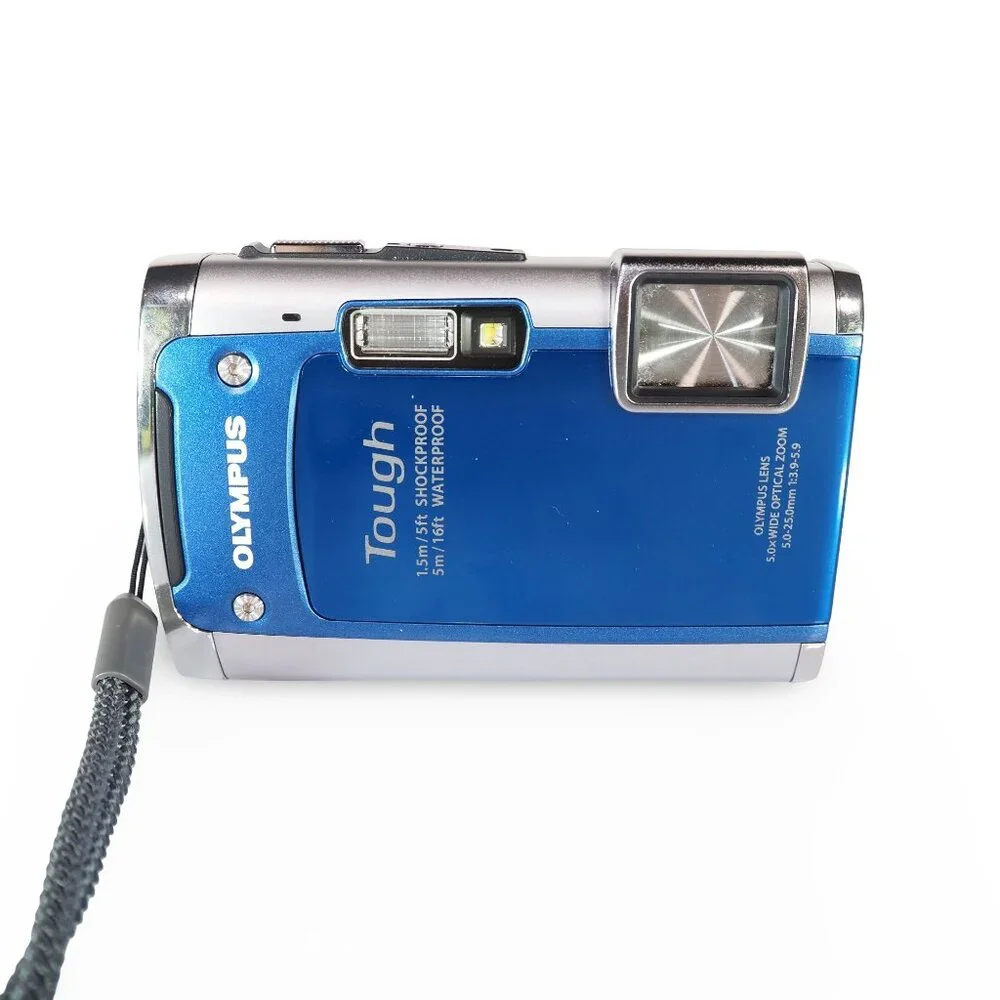 Olympus TG-610 Tough 14MP Adventure‎ Digital Camera Bundle - Blue Tested Working